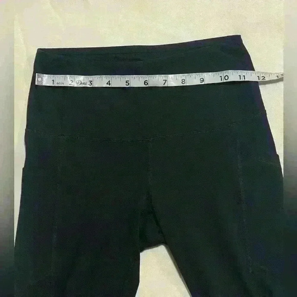 Yogalicious Women's Black Side Pocket Yoga Leggings Size XS NWOT - Picture 7 of 9